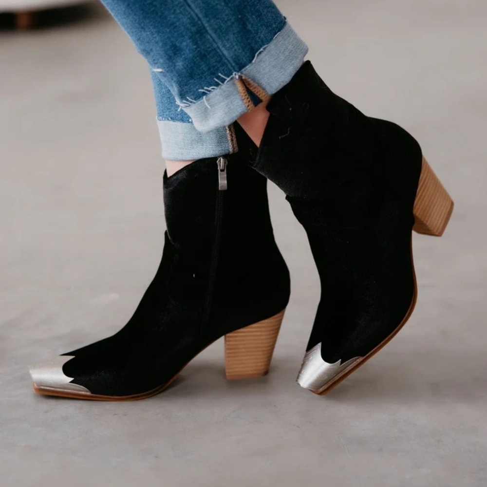 Dakota WESTERN Cowgirl Ankle Boots